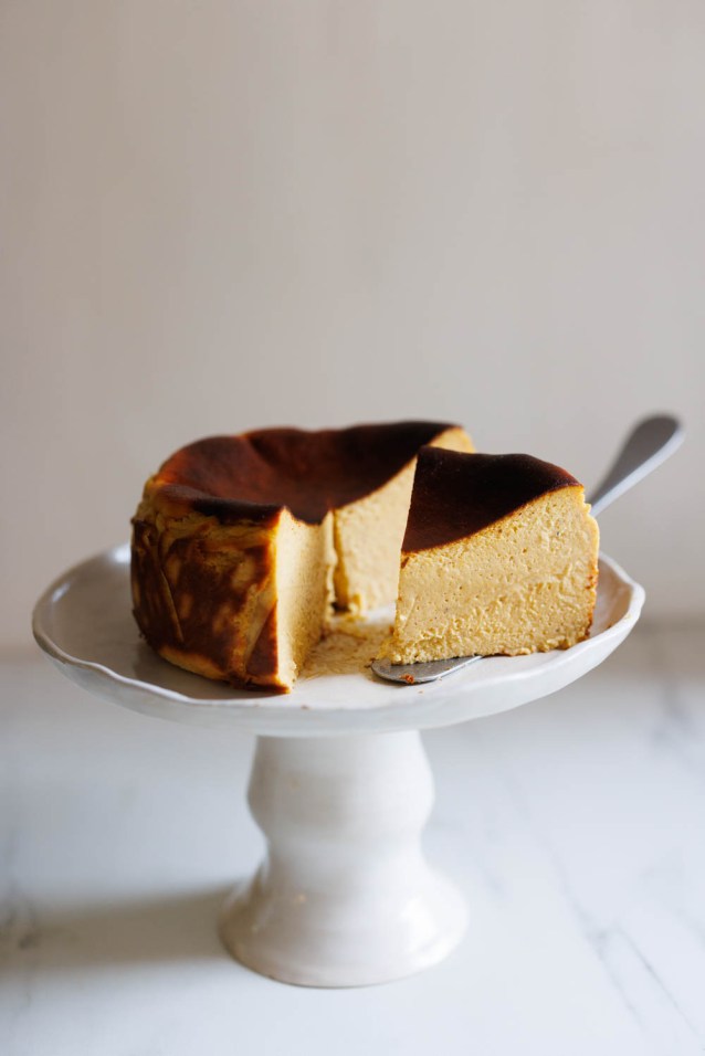 15 Festive Thanksgiving Desserts (Plus a few pies)