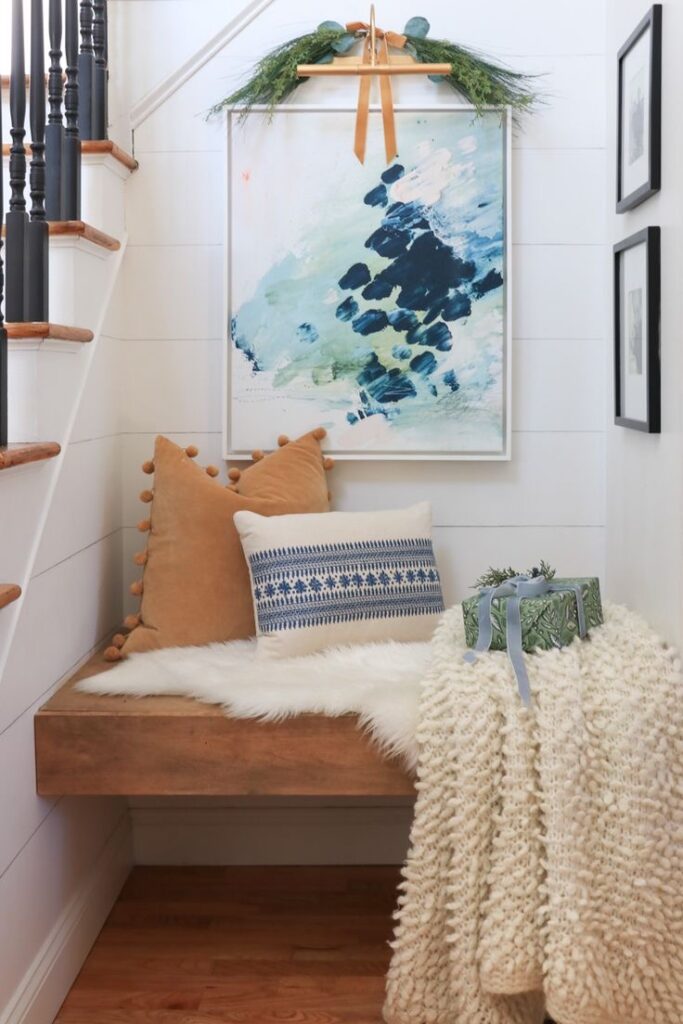 Coastal Christmas nook. Coastal Niece Christmas Holiday Housewalk. Jennifer O'Brien City Farmhouse.