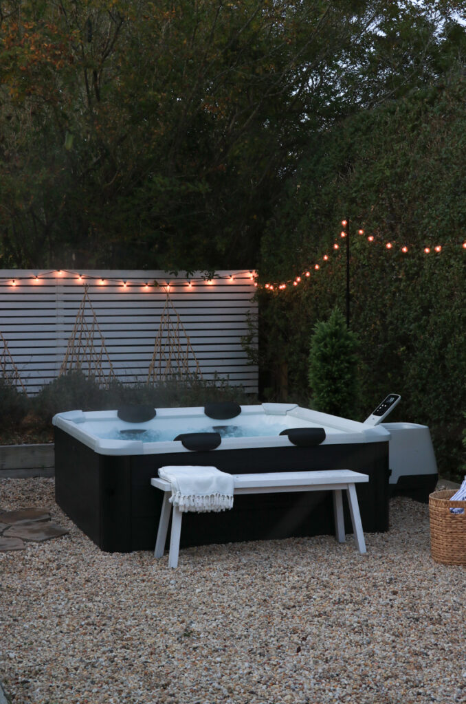 Coastal Niece Christmas Holiday Housewalk. Jennifer O'Brien City Farmhouse. Portable Hot Tub Mspa.