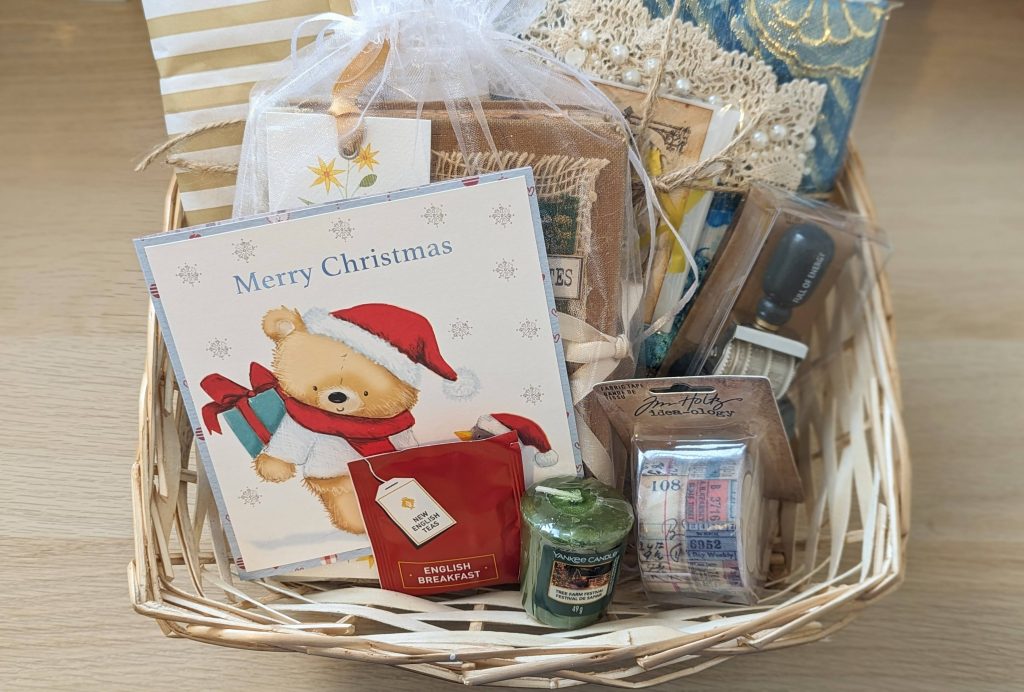 Examples of what to put in your DIY journal gift basket