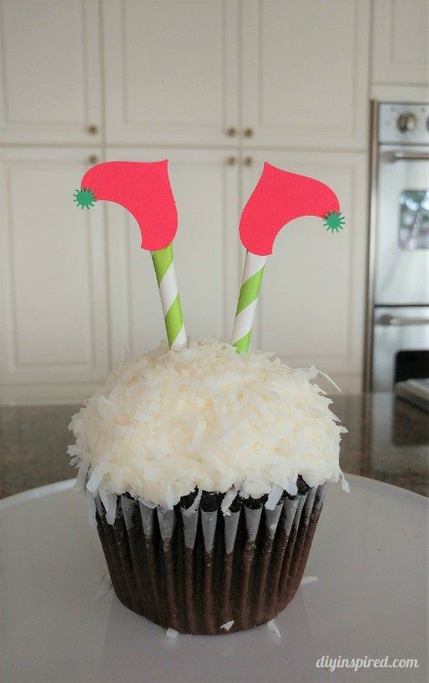 diy-christmas-elf-legs-cupcake-toppers