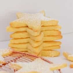 Our 3 ingredient shortbread recipe is the easiest shortbread you'll ever make... all you need is butter, plain flour and icing sugar!