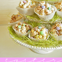 Holiday Popcorn Cake Stars – In My Own Style