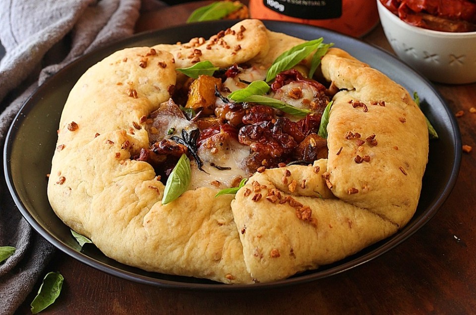 Best Roasted Pumpkin & Sundried Tomato Pizza Galette