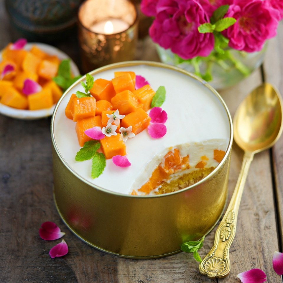 Eggless Mango Dream Cake Recipe