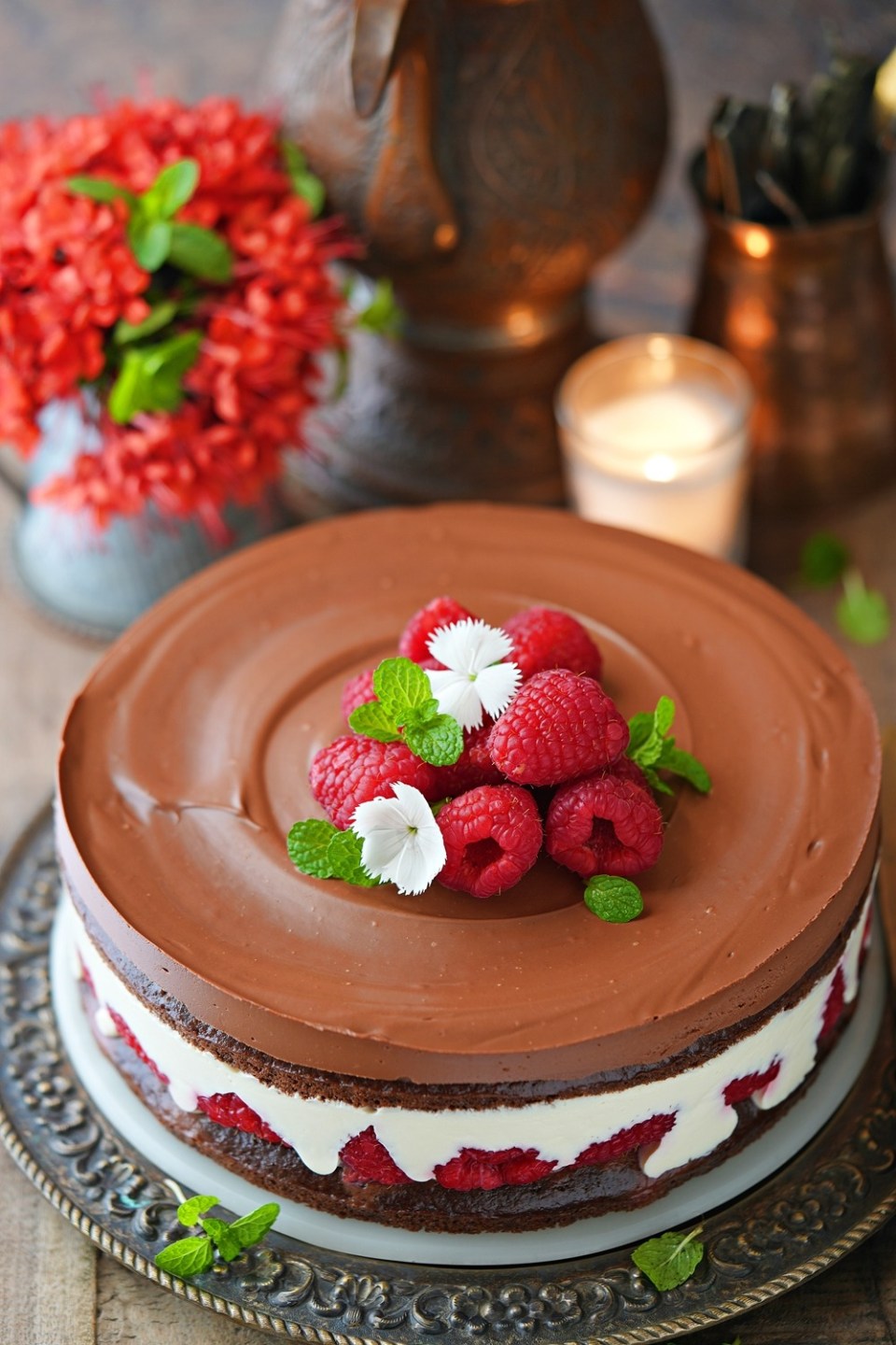 EGGLESS BAKING ... No eggs, no worries. 10 egg free Spring desserts to bake now! 3 Eggless Raspberry Chocolate Cream Cake